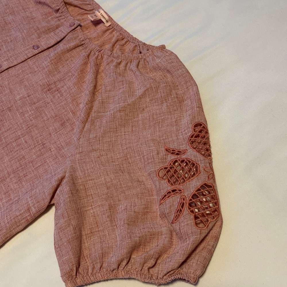 Vintage Threads Button-Front Blouse - Picture 7 of 8